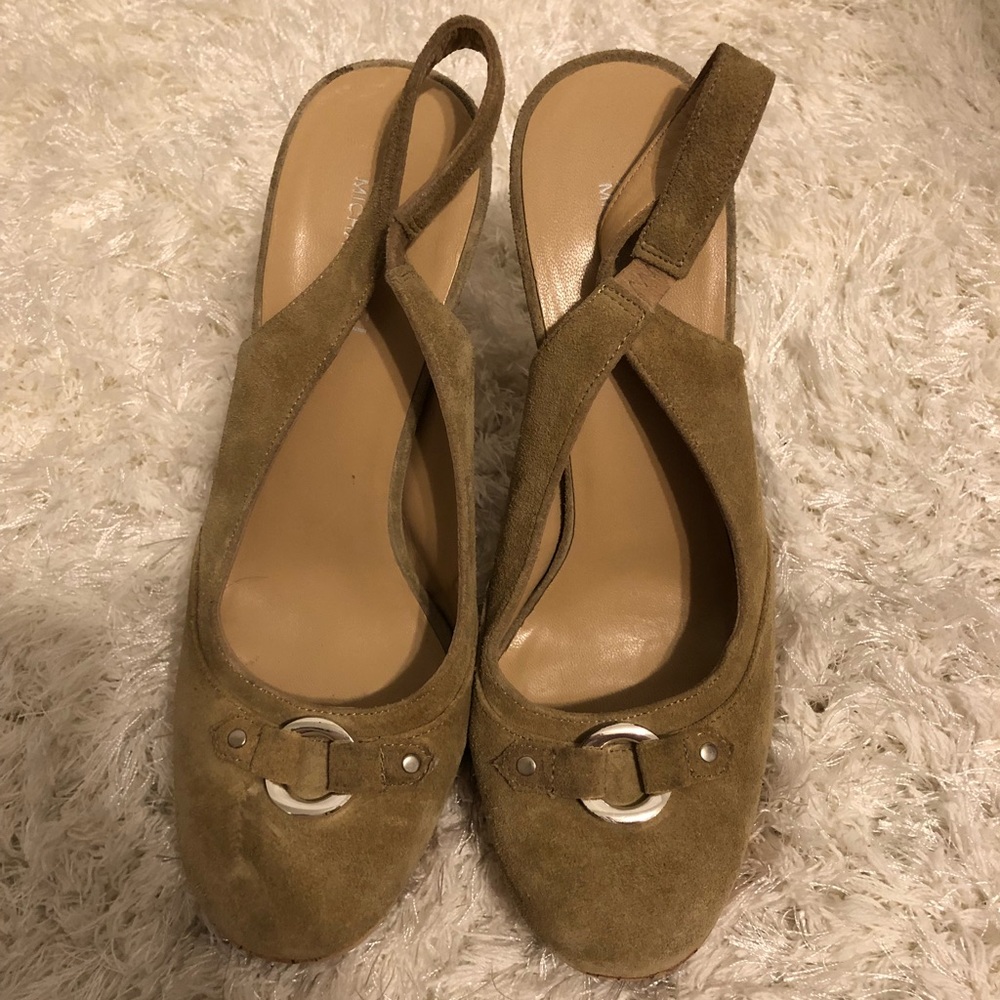 MK heels